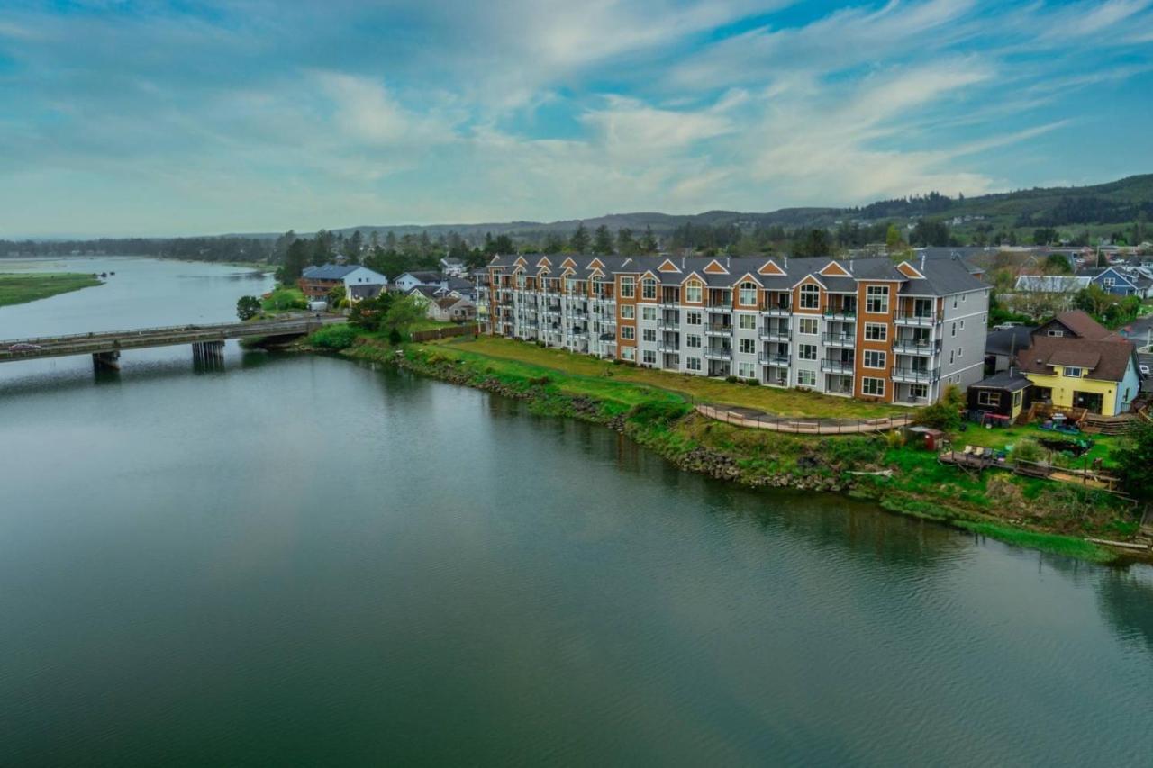 Bridgeport Condo #210 Seaside Bagian luar foto